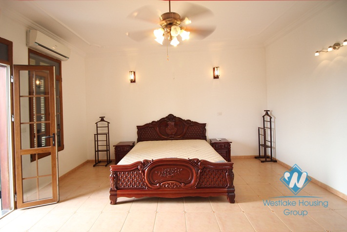 A nice house for rent with lake view in Tay Ho